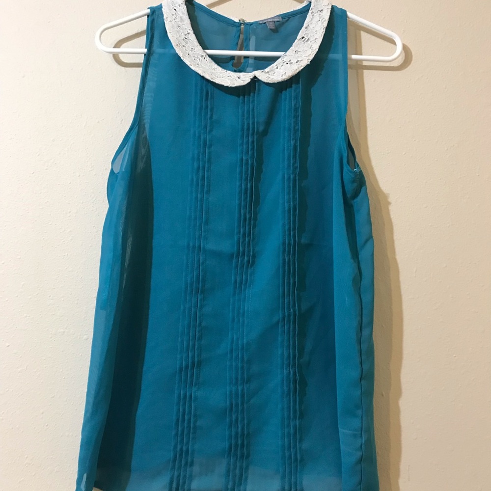 ⚡️3/$20⚡️Teal and Lace High neck Blouse